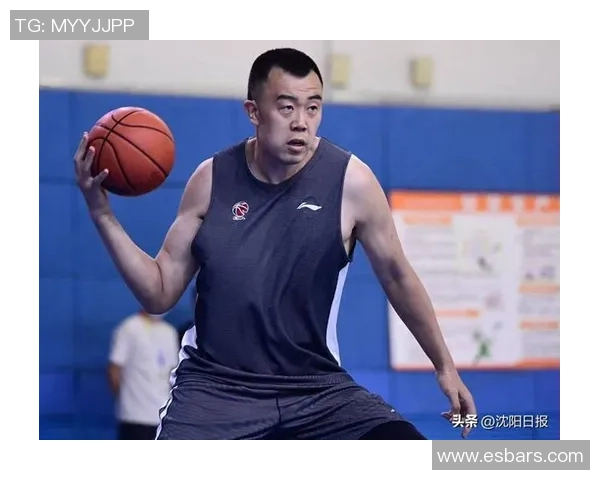 韩德君:从篮球新星到球队核心的成长之路与辉煌成就 韩德君:从篮球新星到球队核心的成长之路与辉煌成就