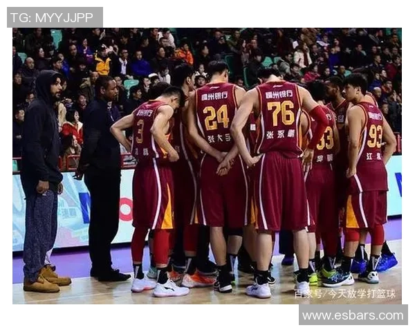 麦蒂重返CBA激战辽宁青岛两队巅峰对决引发球迷热议 麦蒂重返CBA激战辽宁青岛两队巅峰对决引发球迷热议