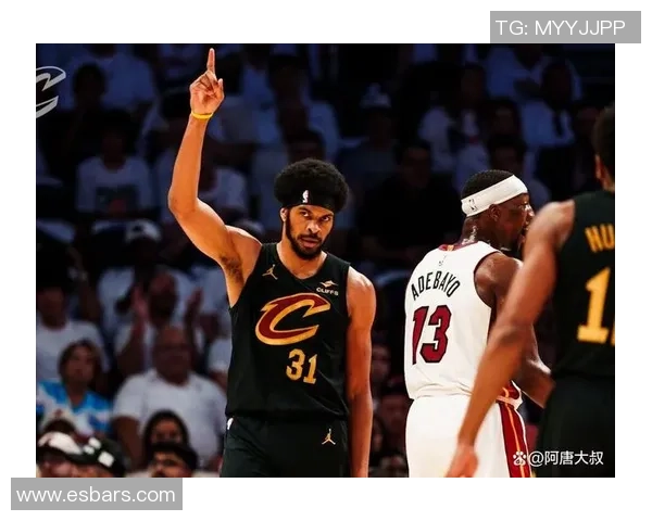 骑士与马刺激战正酣NBA赛场精彩瞬间回顾与分析