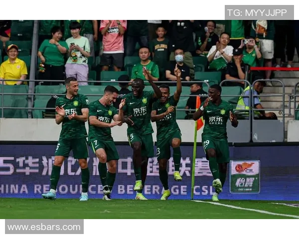 中超激战青岛队迎战北京队激情碰撞期待精彩表现 中超激战青岛队迎战北京队激情碰撞期待精彩表现