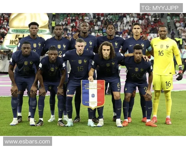 楚阿梅尼的足球之路:从青年才俊到国际舞台的闪耀明星