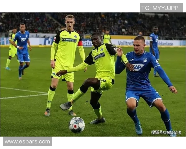 菲尔特与帕德博恩激战正酣谁能在这场对决中笑到最后