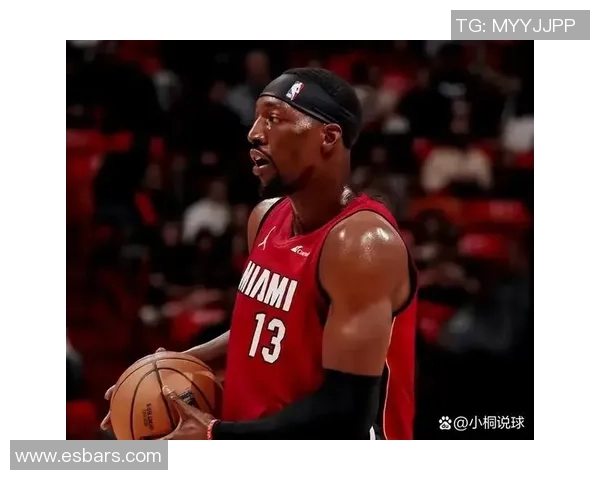 雷霆与热火圣诞大战精彩回顾与赛后分析全景呈现 雷霆与热火圣诞大战精彩回顾与赛后分析全景呈现