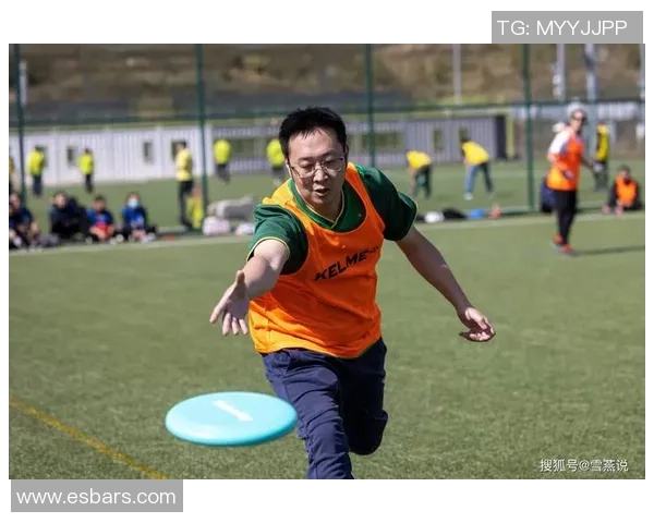 飞盘战术解析:西安飞盘队防守策略与技巧全揭秘MBA 飞盘战术解析:西安飞盘队防守策略与技巧全揭秘MBA