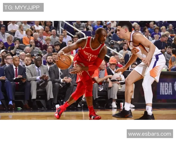 克里斯保罗：篮球场上的智者与领袖之路探索