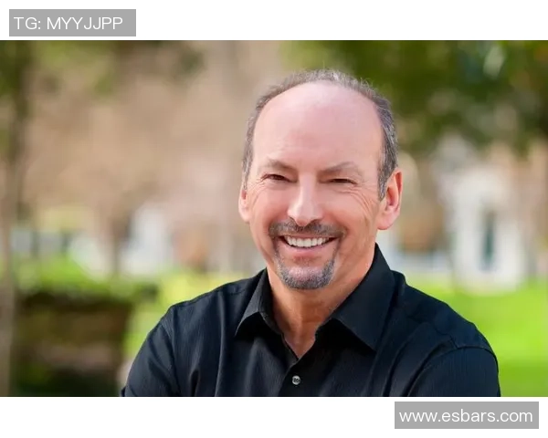 摩尔特里:探索这位传奇人物的影响力与历史地位 摩尔特里:探索这位传奇人物的影响力与历史地位