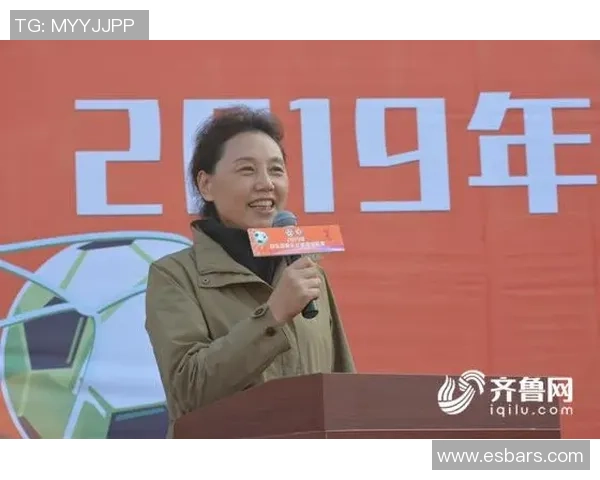 王秀英专访：探寻网球顶尖选手的成功秘诀与心路历程