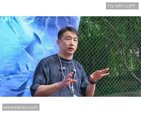 黄磊与英雄联盟的深度对话：游戏人生中的坚持与成长